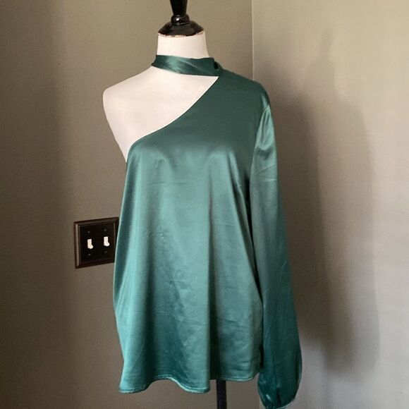 NWT NSR Emerald Green Jazzy One Shoulder Blouse - Picture 14 of 14